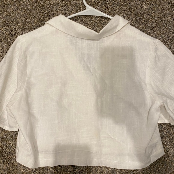 Princess Polly crop top button up shirt - Picture 3 of 4